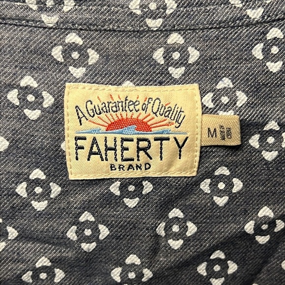 Faherty Men's Gray Patterned Button up Geometric Shirt Med Short Sleeve Summer - Picture 4 of 10